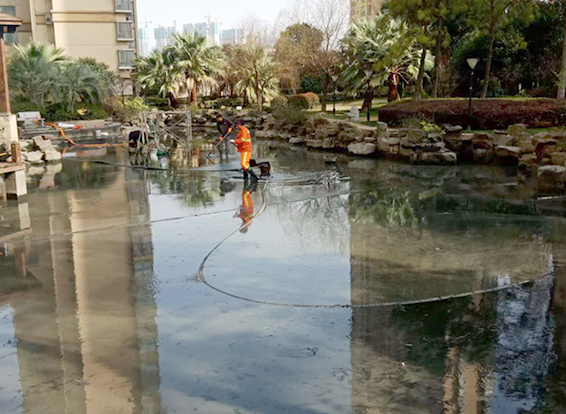 宿松景观池淤泥清理